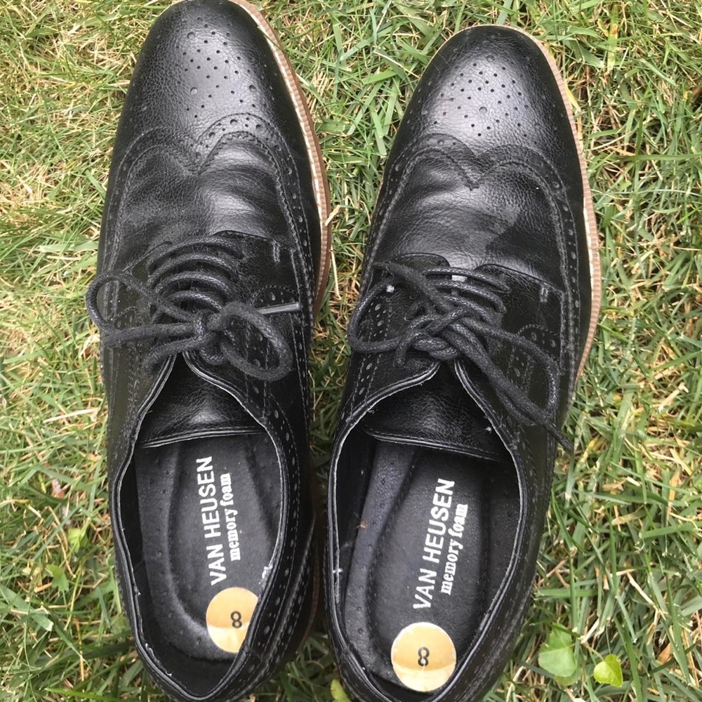 Black Van Heusen Dress Shoes🥂
